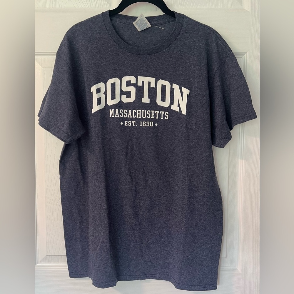 Men's New Without Tags Dark Gray Boston Tee Shirt